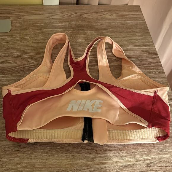 Nike Zip Sports Bra Size M - Picture 2 of 4